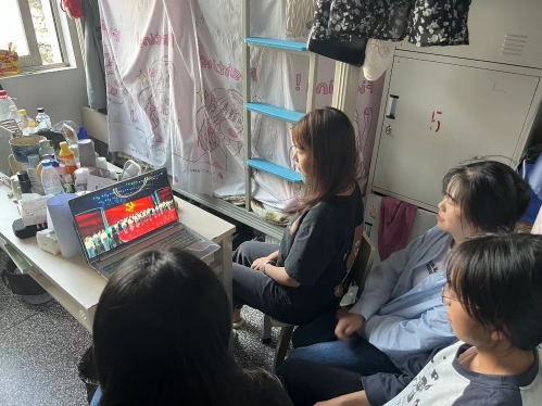 1.员工宿舍收看.jpg