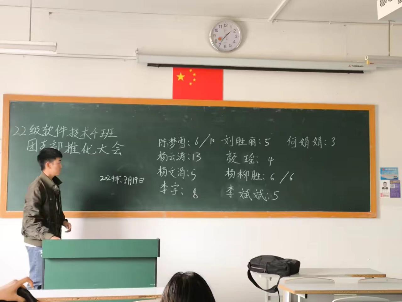 small.jpg